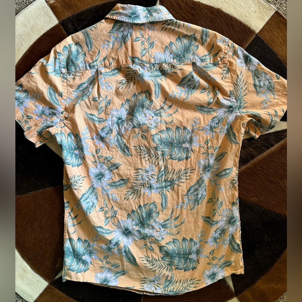 Men’s Hawaiian shirt Small - Picture 2 of 5